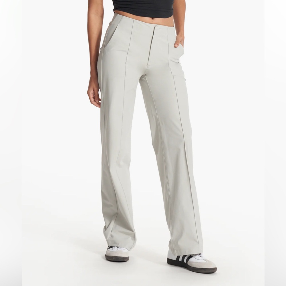 Vuori NWT Women’s Meta Wide Leg Trouser Pant in Vapor XL (29” inseam)